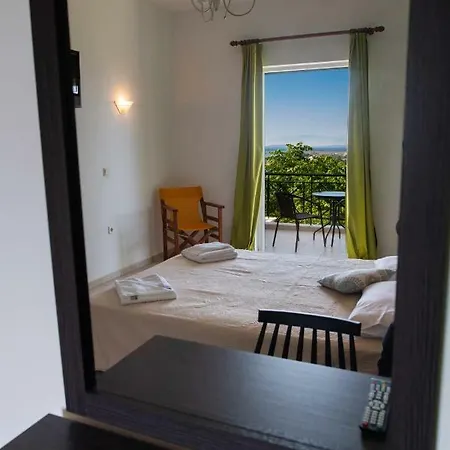 Bella Casa * Φρύνι